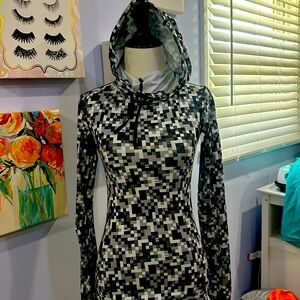 Nike-Pro Dry Fit Hoodie XS